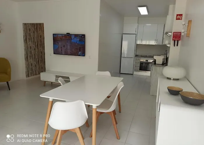 Sunset House By Coral * 波尔蒂芒